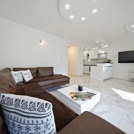 Apartmani Bida Zara Esterno foto